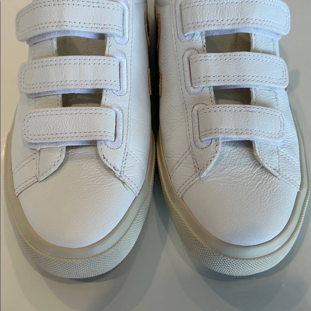 Veja Recife Leather White Platine Sneaker Size 9US/40EUR - Picture 13 of 14